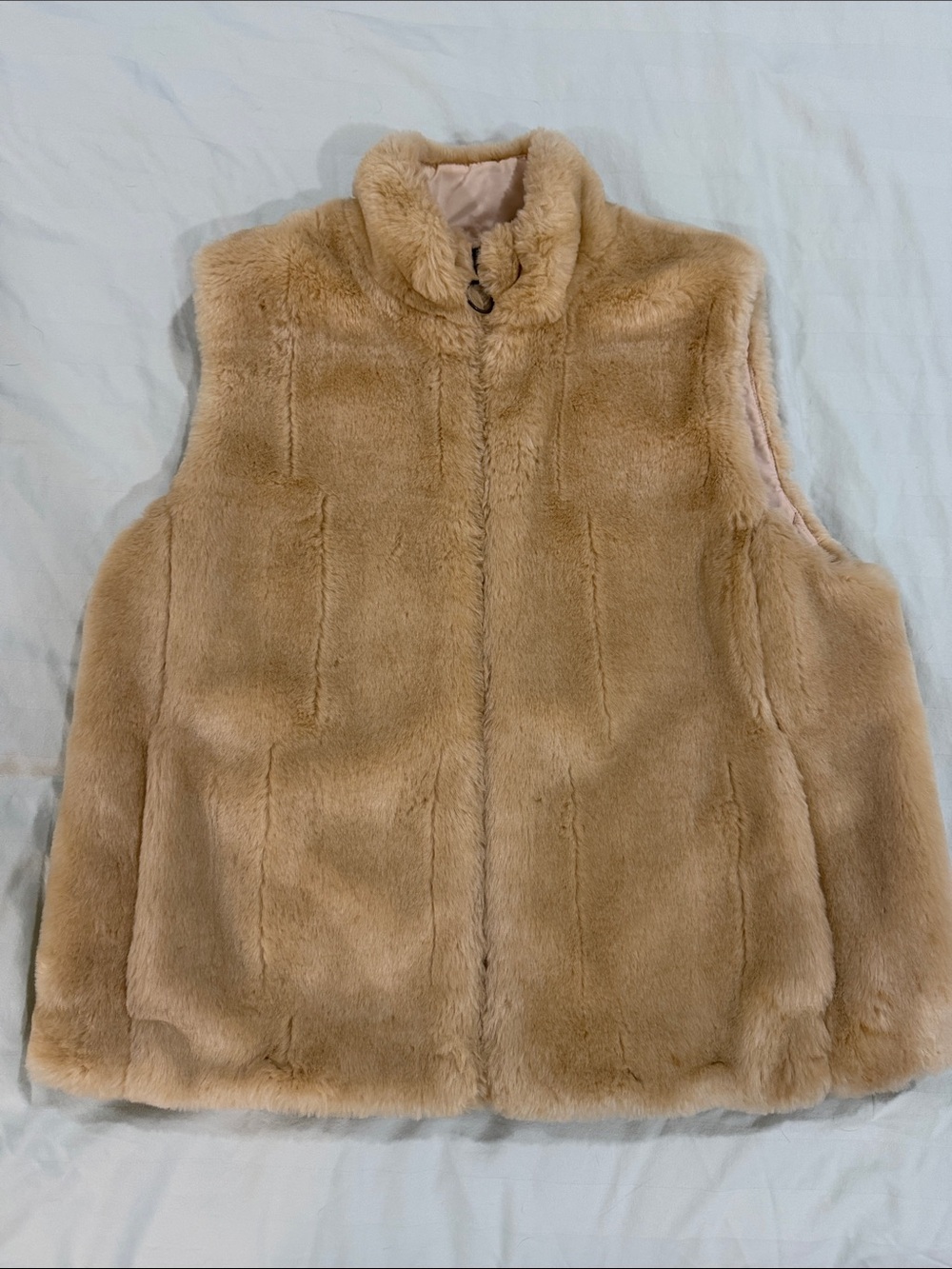 Vintage Ann Taylor Faux Fur Vest W/Pockets
